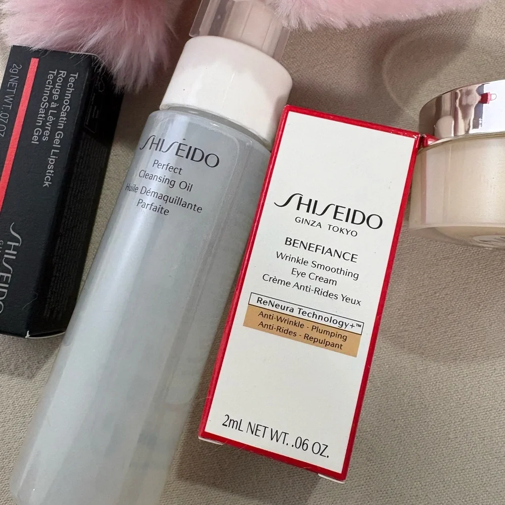 Shiseido Skincare set - Picture 4 of 10